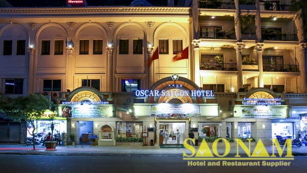 Nhà hàng Oscar Saigon Hotel trang bị nồi hâm buffet