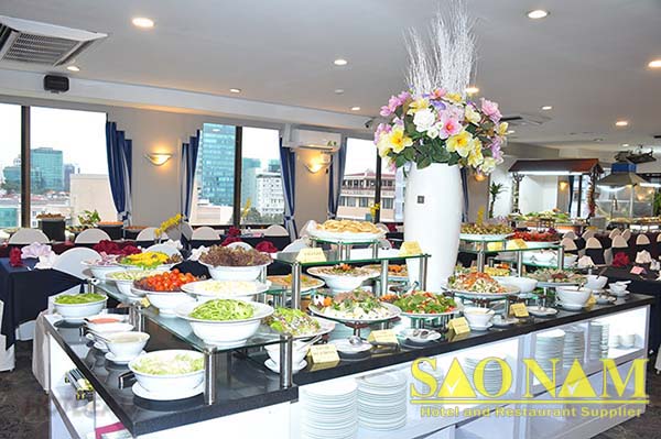 Nhà hàng Oscar Saigon Hotel trang bị nồi hâm buffet