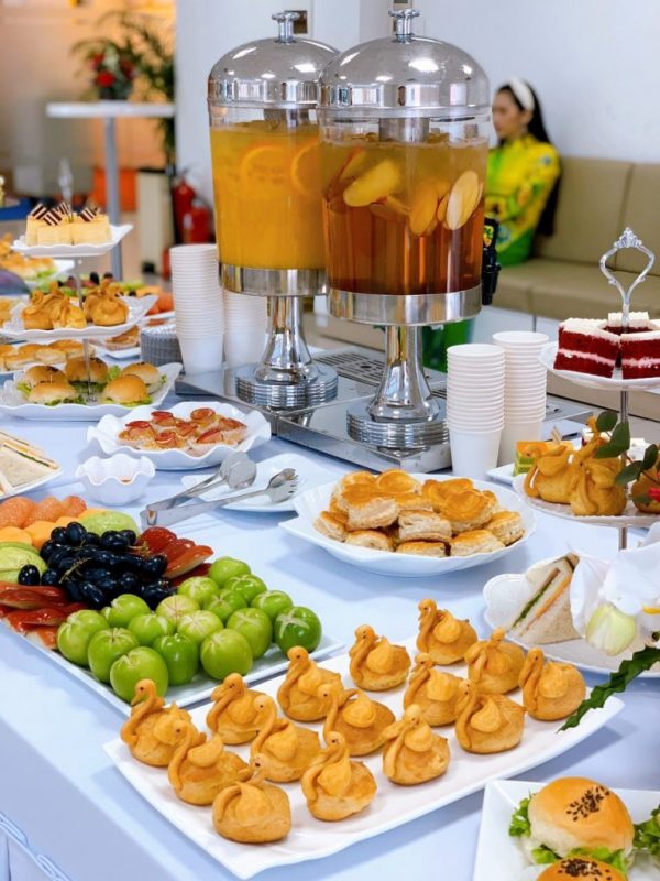 Bình đựng nước trái cây buffet giá rẻ